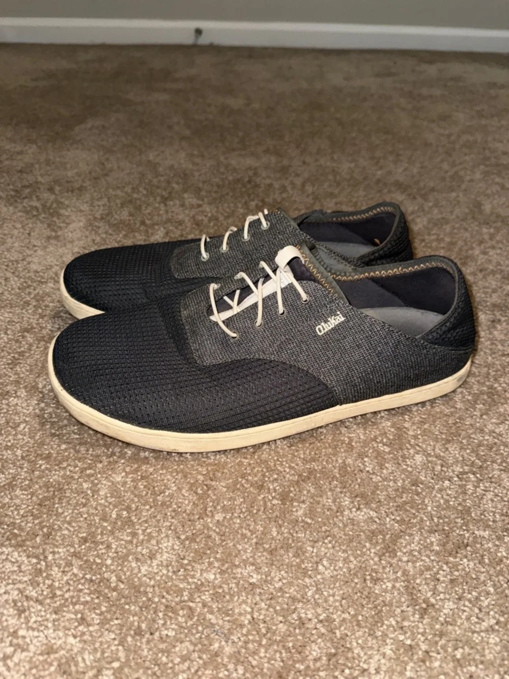 Olukai Nohea Moku Sneakers - size 11